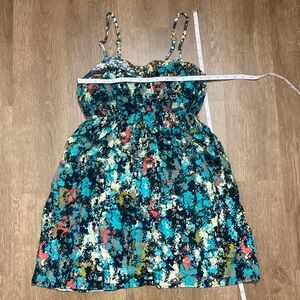 Xhiliration Medium Abstract printed dress adjustable straps pockets